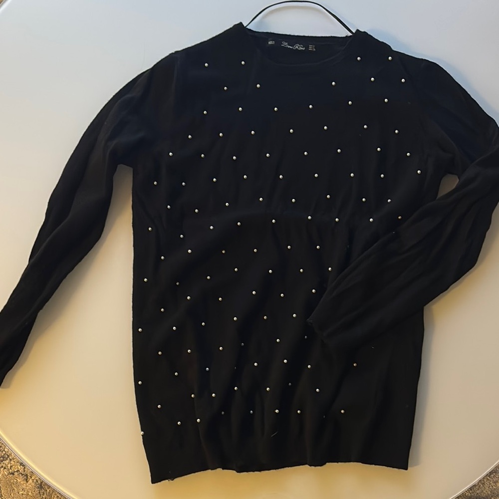 ZARA KNIT BLACK PEARL SWEATER